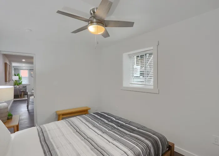 Holiday home Stylish And 3bd North Side