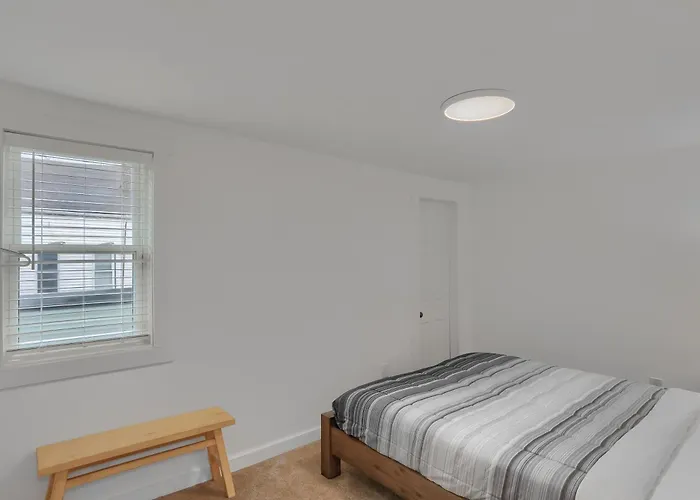 Stylish And 3bd North Side * Pittsburgh