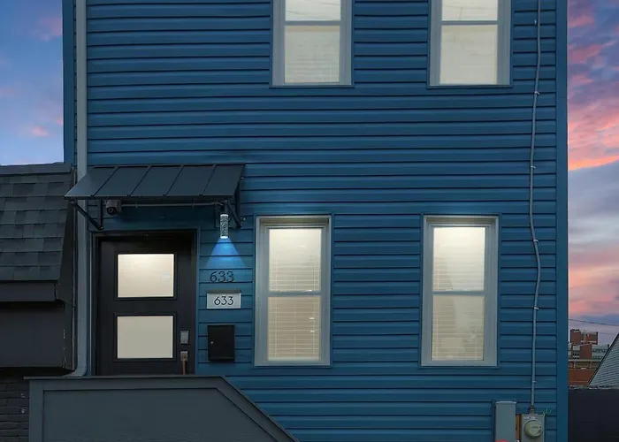 Stylish And 3bd North Side Holiday home *